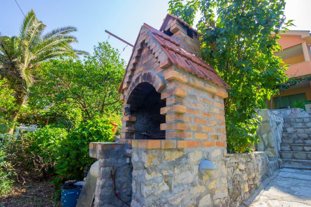 Apartmani Vesna 蒂瓦特 外观 照片
