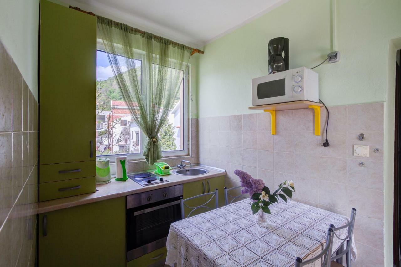 Apartmani Vesna 蒂瓦特 外观 照片