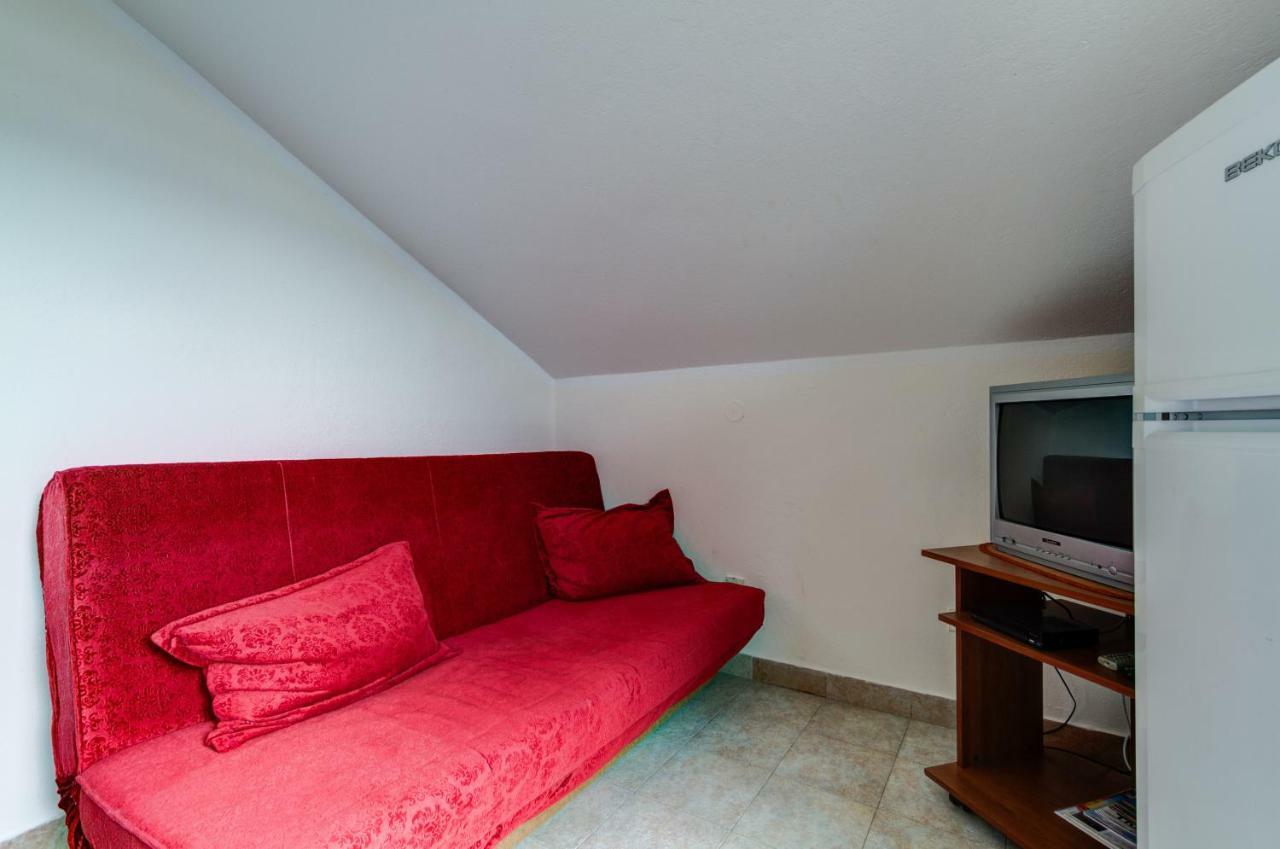 Apartmani Vesna 蒂瓦特 外观 照片
