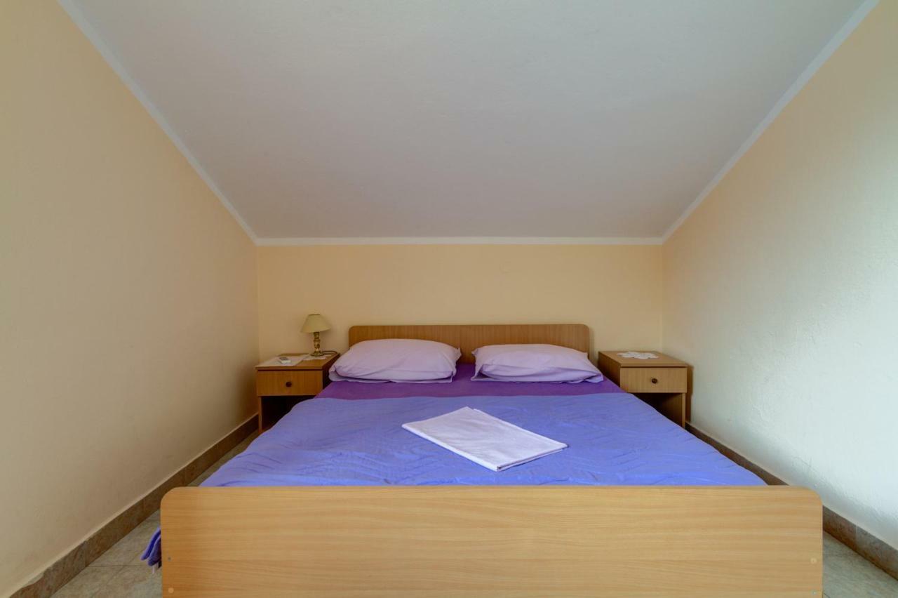 Apartmani Vesna 蒂瓦特 外观 照片
